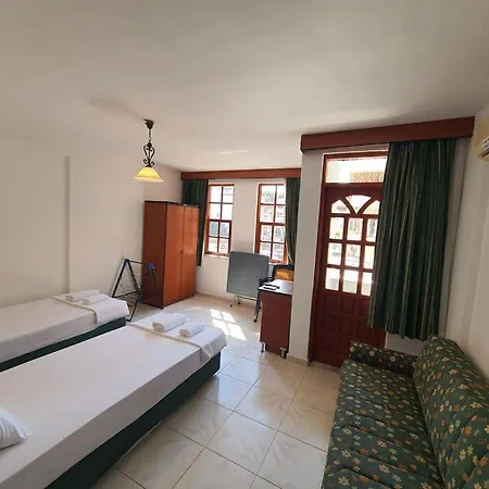 Cleopatra Aqua Алания